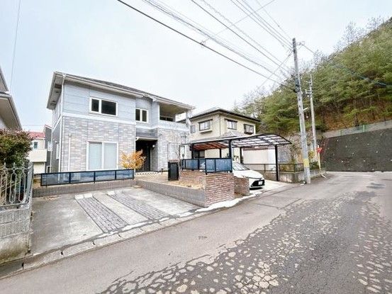 Renovated 4LDK House in Sendai Aoba Ward with 5 Parking Spaces - Thumbnail 2