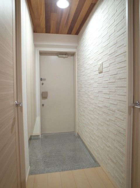3LDK Renovated Apartment in Miyazaki City, Miyazaki - Thumbnail 2