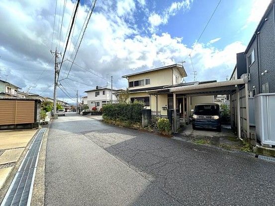 Renovated 3LDK House for Sale near Kaga-Onsen Station, Kaga - Thumbnail 2