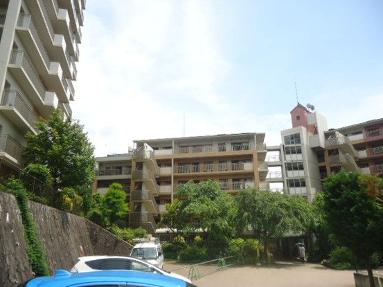 4LDK Apartment with Roof Balcony in Kawanishi, Hyogo - Thumbnail 2