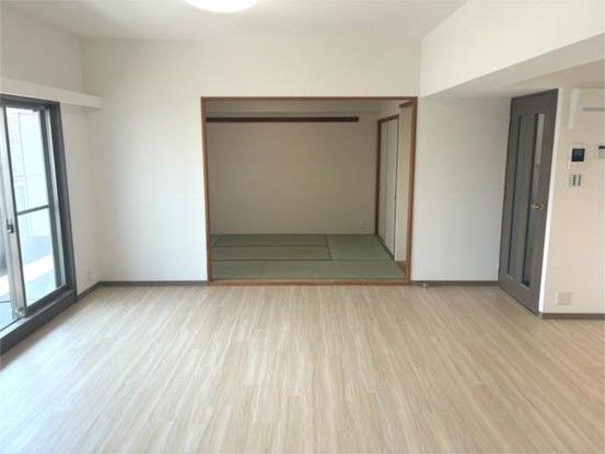 Renovated 3LDK Apartment in Tsu City, Mie Prefecture - Thumbnail 4