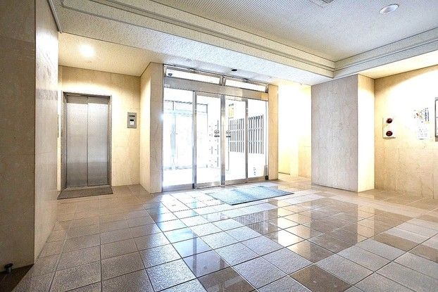 Renovated 3LDK Apartment for Sale in Higashi-ku, Okayama - Thumbnail 3
