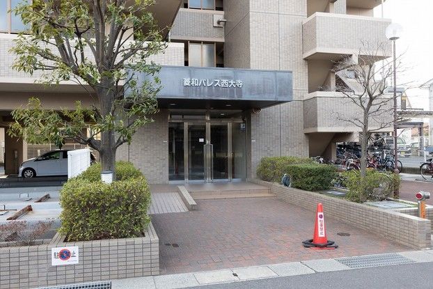 Renovated 3LDK Apartment for Sale in Higashi-ku, Okayama - Thumbnail 2
