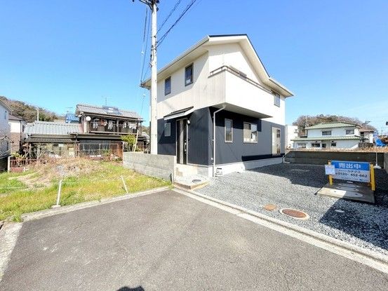 Renovated 3LDK House in Matsuyama, Ehime - 99.36m2 - Thumbnail 2