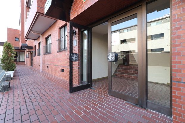 Renovated 3LDK Apartment for Sale in Sendai Miyagino Ward - Thumbnail 4