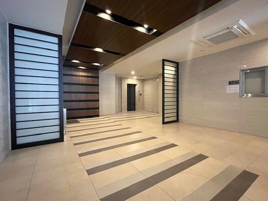 Premist Izuro-dori 3LDK Apartment for Sale in Kagoshima - Thumbnail 3