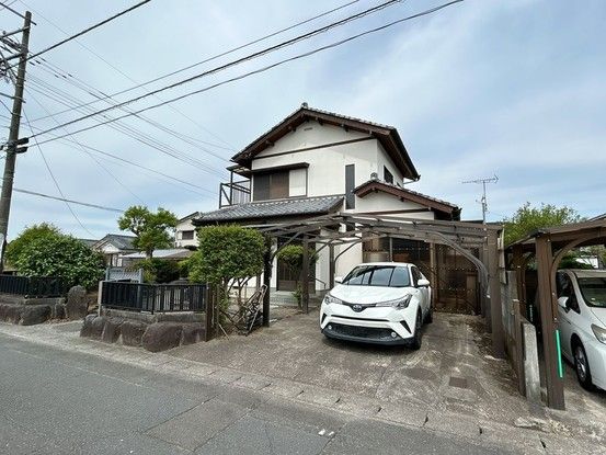 4LDK Renovated House for Sale in Miyakonojo, Miyazaki - Thumbnail 3