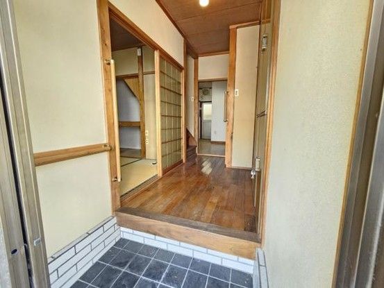3DK Detached House for Sale in Moriguchi, Osaka - Thumbnail 3