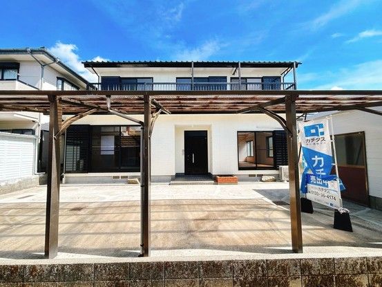 Renovated 5LDK House for Sale in Nobeoka, Miyazaki - Thumbnail 4