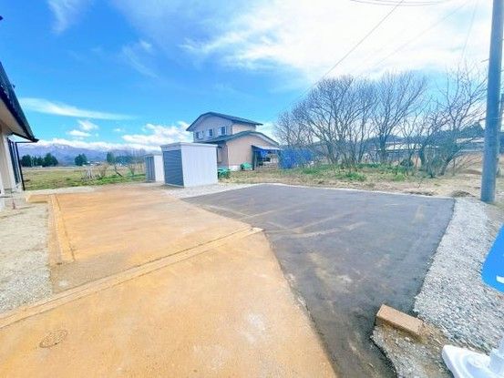 Renovated 5LDK House in Yonezawa, Yamagata - 1349万円 - Thumbnail 3