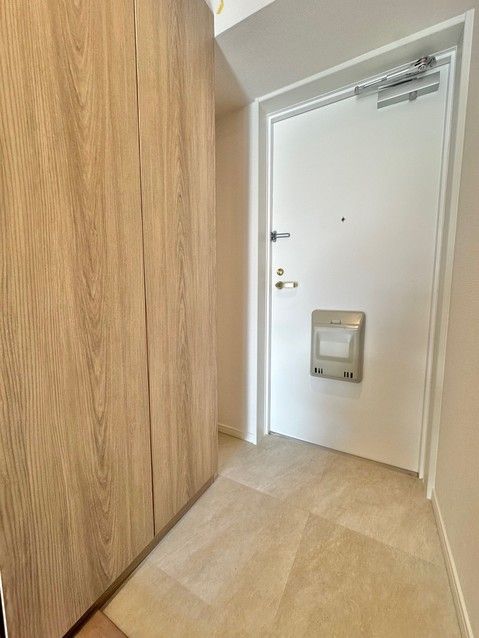 Renovated 2LDK Apartment in Sendai with Dual Station Access - Thumbnail 4