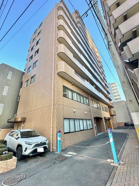 Renovated 2LDK Apartment in Sendai with Dual Station Access - Thumbnail 2