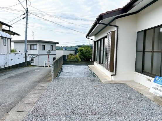 Renovated 3LDK House in Uki City, Kumamoto - 80.32 sqm - Thumbnail 2