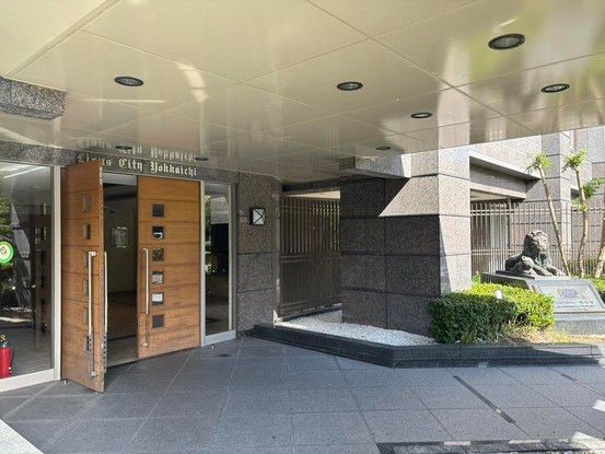 3LDK Apartment for Sale in Yokkaichi, Mie Prefecture - Thumbnail 2