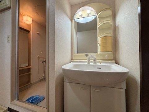 2LDK Apartment for Sale in Sanda, Hyogo – 74.22 m² - Thumbnail 4