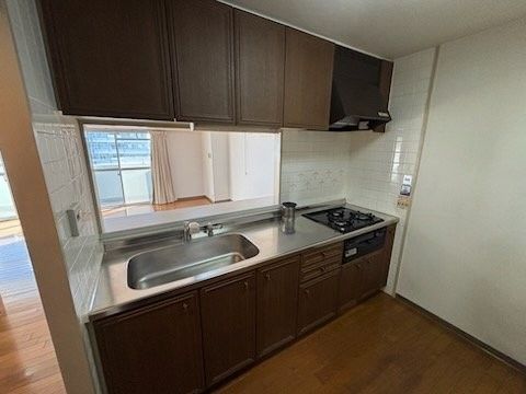 2LDK Apartment for Sale in Sanda, Hyogo – 74.22 m² - Thumbnail 3