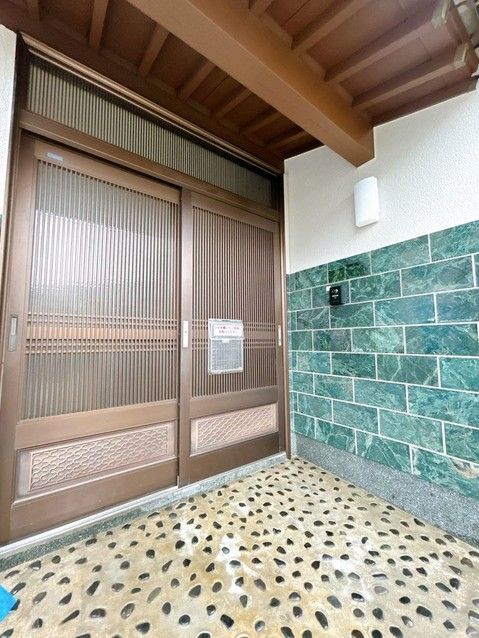 Renovated 3LDK House for Sale in Tosu, Saga - Thumbnail 3