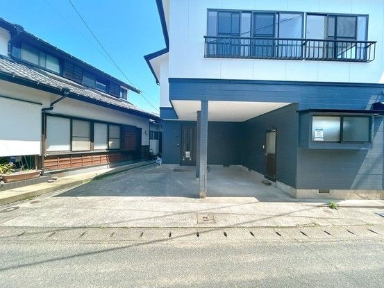 Renovated 4LDK House in Arita, Saga – 104 sqm - Thumbnail 3