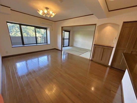 3LDK Apartment for Sale in Nagasaki City, 73.05 sqm - Thumbnail 2