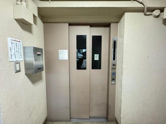 Renovated 2LDK Apartment for Sale in Moriguchi, Osaka - Thumbnail 4