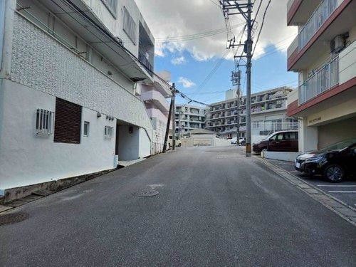5LDK Apartment for Sale in Naha City, Okinawa - 90.11 sqm - Thumbnail 2