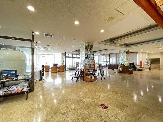 Renovated 1LDK Apartment in Motobu, Okinawa with Private Beach - Thumbnail 4