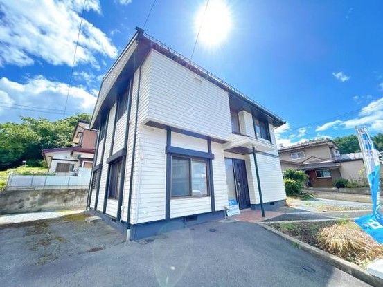 Renovated 5LDK House with 4 Parking Spaces in Morioka, Iwate - Thumbnail 2