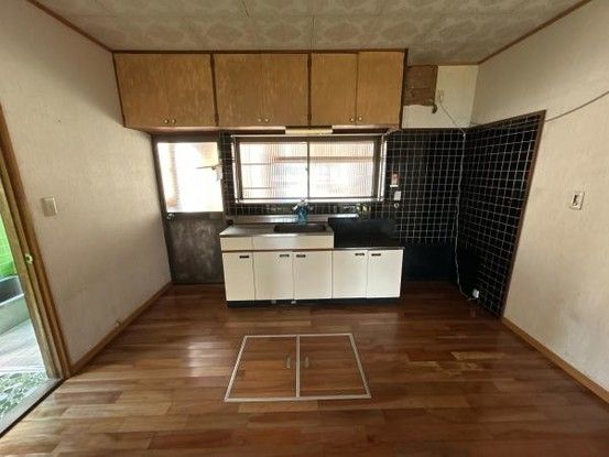 Renovated 3LDK House with Garden in Kunitomi, Miyazaki - Thumbnail 4