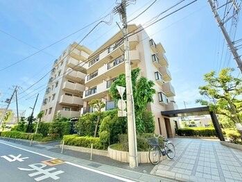 3LDK Renovated Apartment Near Toda Station in Saitama - Thumbnail 2