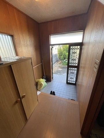 4DK Detached House for Sale in Hannan City, Osaka - Thumbnail 3