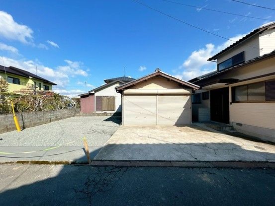 Renovated 4LDK Detached House in Kanzaki City, Saga - Thumbnail 3