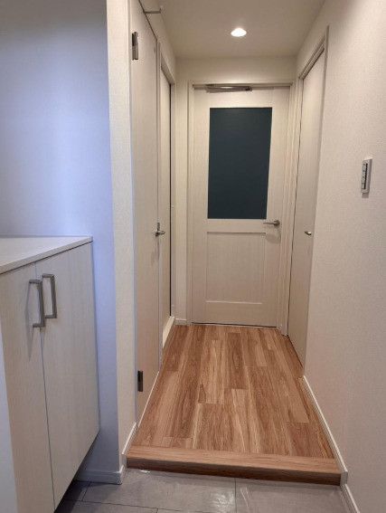 2LDK Used Condominium in Osaka Nishi Ward Near Kujo Station - Thumbnail 4