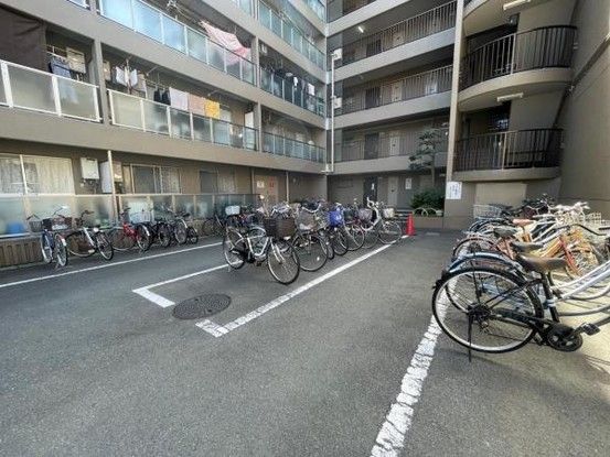 2SLDK Apartment for Sale in Higashiosaka, Osaka - 58.53 sqm - Thumbnail 4