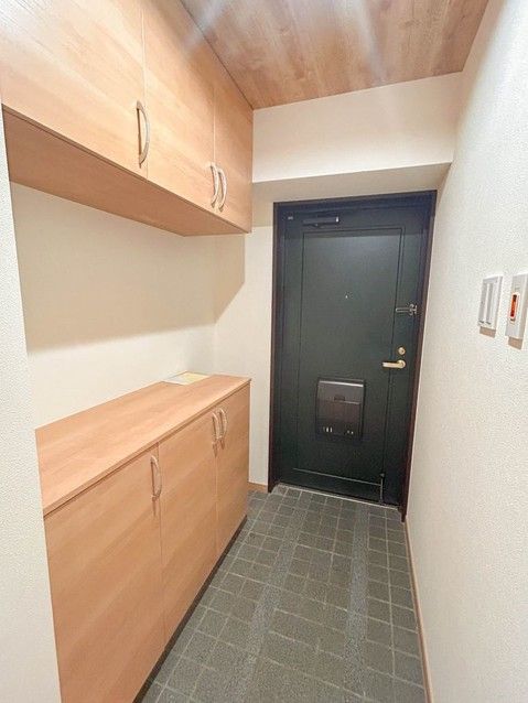 Renovated 2SLDK Apartment with Private Garden in Numazu - Thumbnail 4
