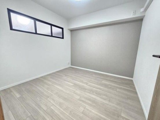 3LDK Renovated Apartment in Joto Ward, Osaka - Thumbnail 4