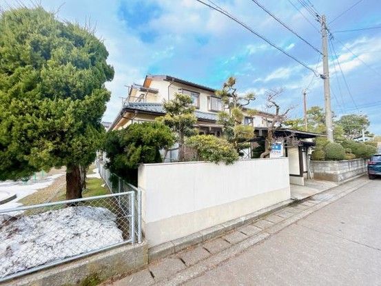 4SLDK Renovated House for Sale in Fukui City, Fukui - Thumbnail 3