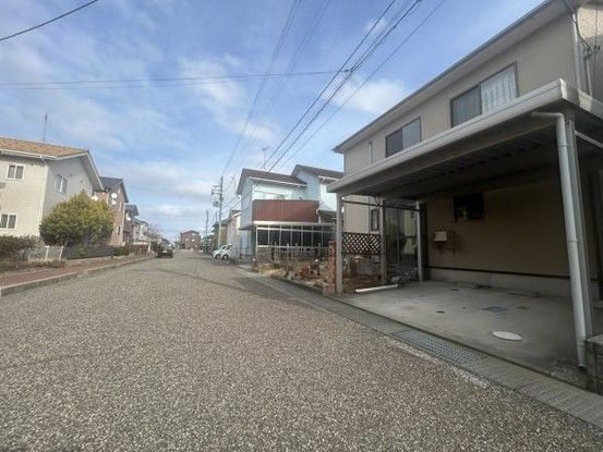 5LDK Detached House for Sale in Niigata City's Higashi Ward - Thumbnail 3