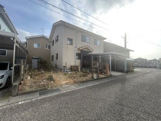5LDK Detached House for Sale in Niigata City's Higashi Ward - Thumbnail 4