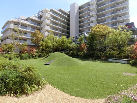 4LDK Apartment for Sale in Nishinomiya, Hyogo - 80.91 sqm - Thumbnail 2