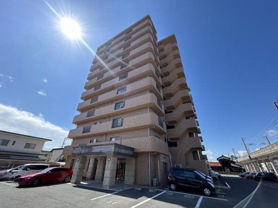 3LDK Apartment for Sale in Hofu, Yamaguchi - Thumbnail 2