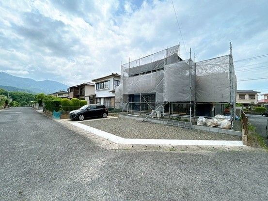 Renovated 4LDK House for Sale in Imari, Saga - Image 1