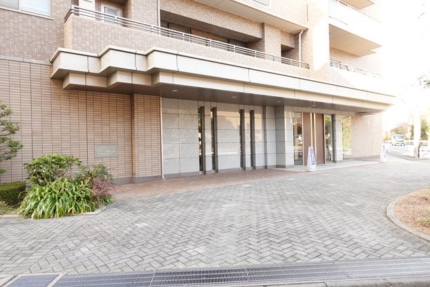 3LDK Apartment for Sale in Utsunomiya, Tochigi - Servas Hachimanyama Park - Thumbnail 2