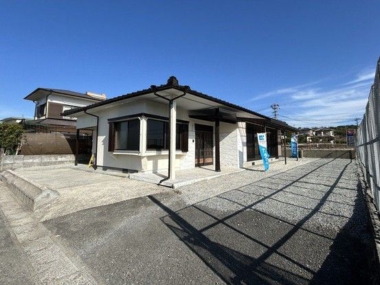 Renovated 4DK House in Amakusa, Kumamoto - Thumbnail 2