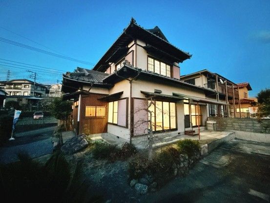Renovated 5LDK House in Fuji City, Shizuoka - Thumbnail 2