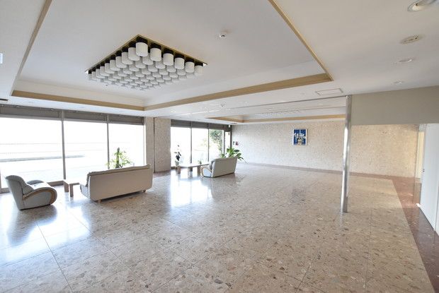 Gran View Iso 2LDK Apartment with Sakurajima Views in Kagoshima - Thumbnail 2