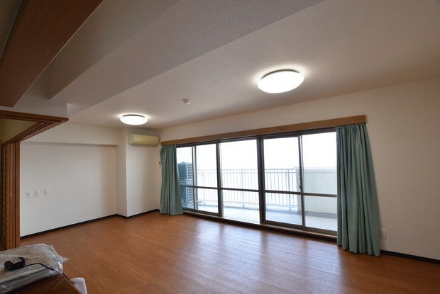 Gran View Iso 2LDK Apartment with Sakurajima Views in Kagoshima - Thumbnail 3