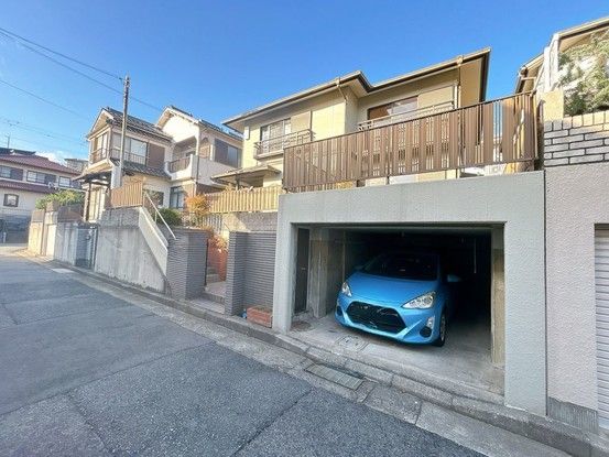 Renovated 4LDK House with Akashi Kaikyo Bridge View in Asagiridai - Thumbnail 2