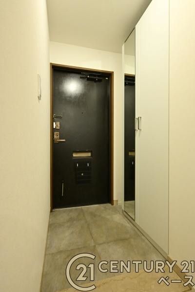 Renovated 3LDK Apartment Near Ōwada Station, Nara - Thumbnail 3