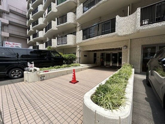 Renovated 1DK Apartment Near Ohori Park Fukuoka City - Thumbnail 2