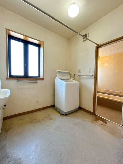 7LDK Renovated House for Sale in Aizuwakamatsu, Fukushima - Thumbnail 4